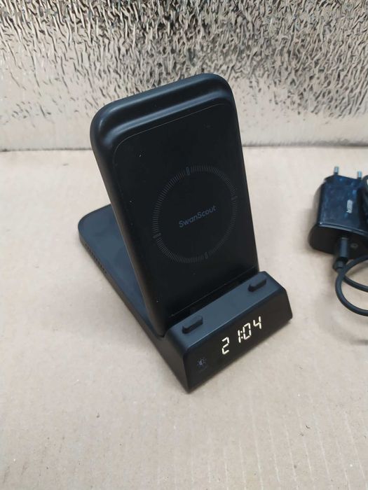 SwanScout Indukcyjna stacja ładująca 3 w 1