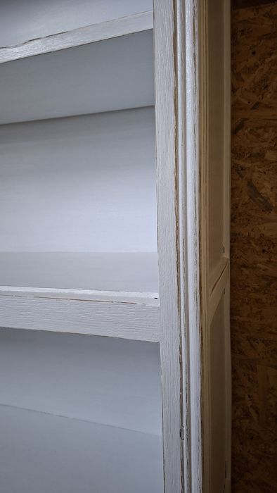 Regalik biblioteka ludwikowski bielony z przecierka Shabby Chic i