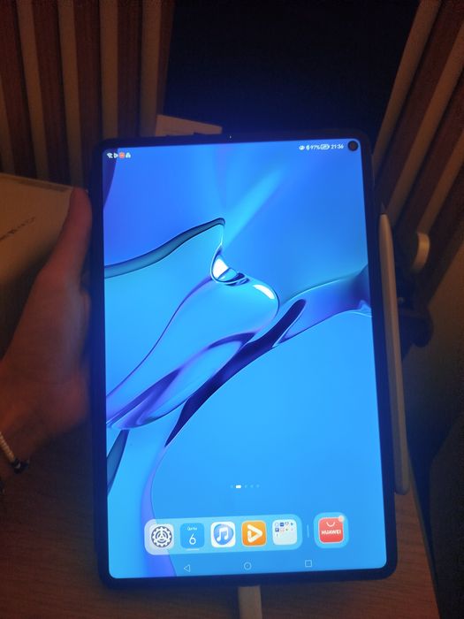Híbrido - Huawei MatePad Pro 10.8" (6GB/128GB) + Teclado + Pen |