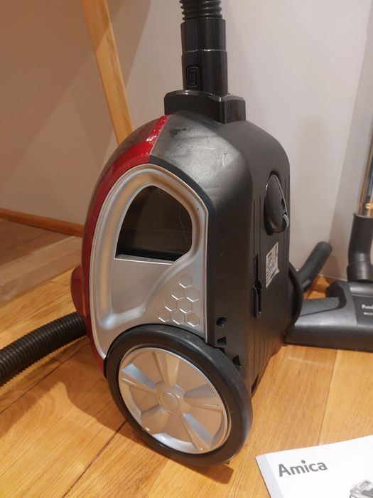 Odkurzacz bezworkowy Amica