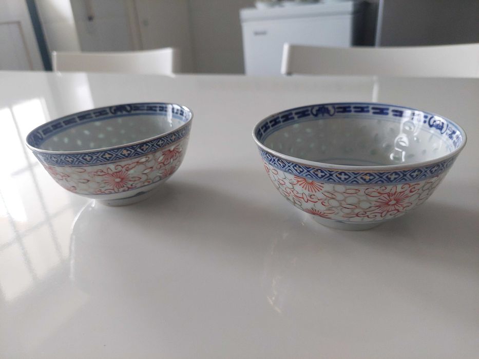 Conjunto de 2 Taças Orientais em Porcelana
