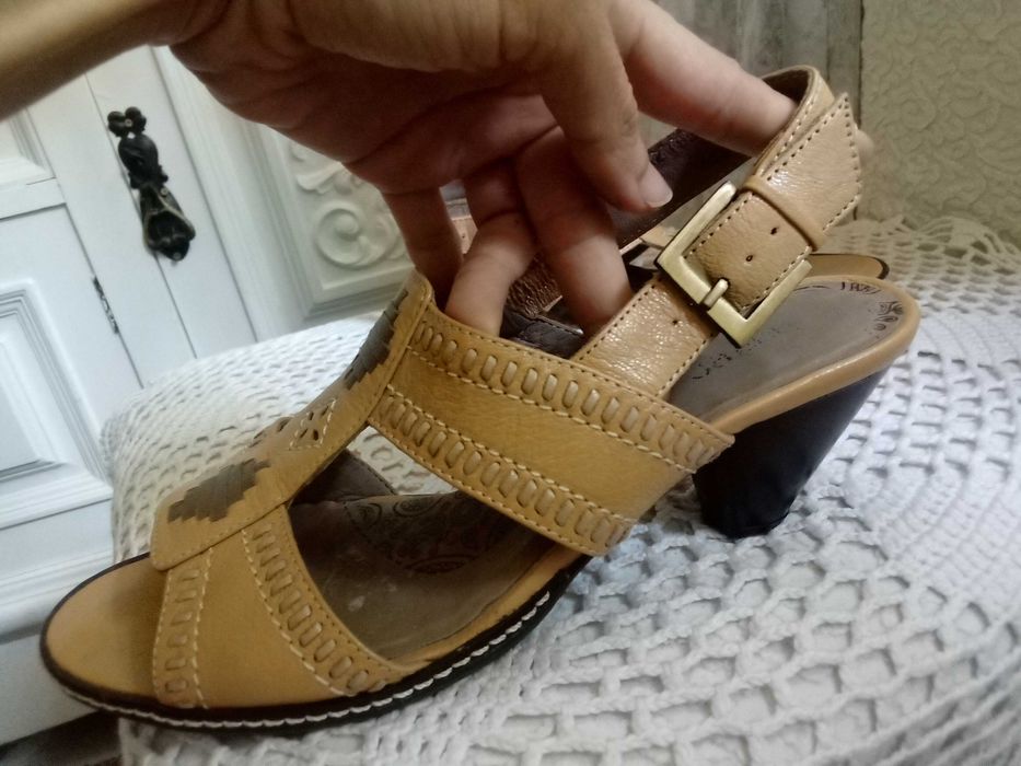 Hotter skórzane sandały damskie etno Boho letnie buty 37,5 na obcasie