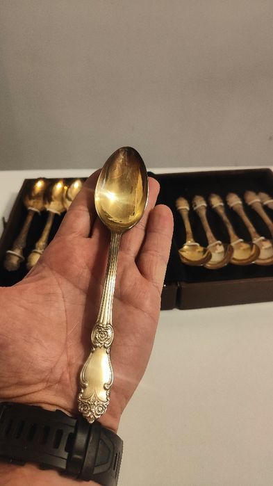 Komplet radzieckich dużych łyżek МНЦ 8P20K ZSRR 12 szt w kasetce