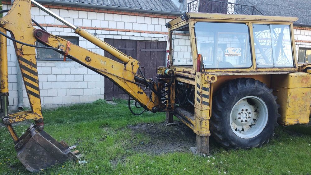 Koparko ładowarka Ostrówek k162