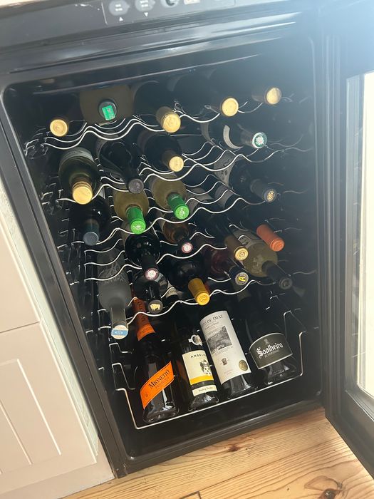 Refrigerador de vinho - não está funcionando
