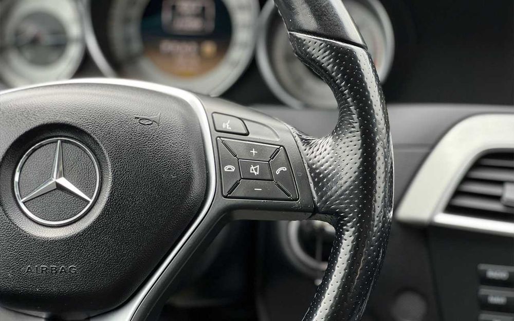 Mercedes-Benz C 200 2012