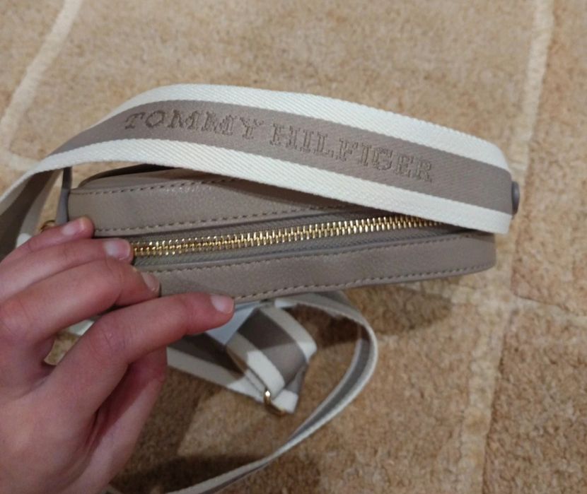 Mala castanha Tommy Hilfiger