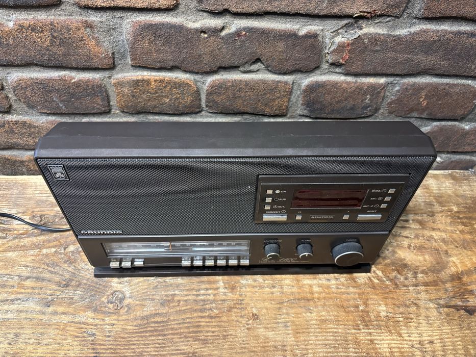Radio Grundig RF 1100