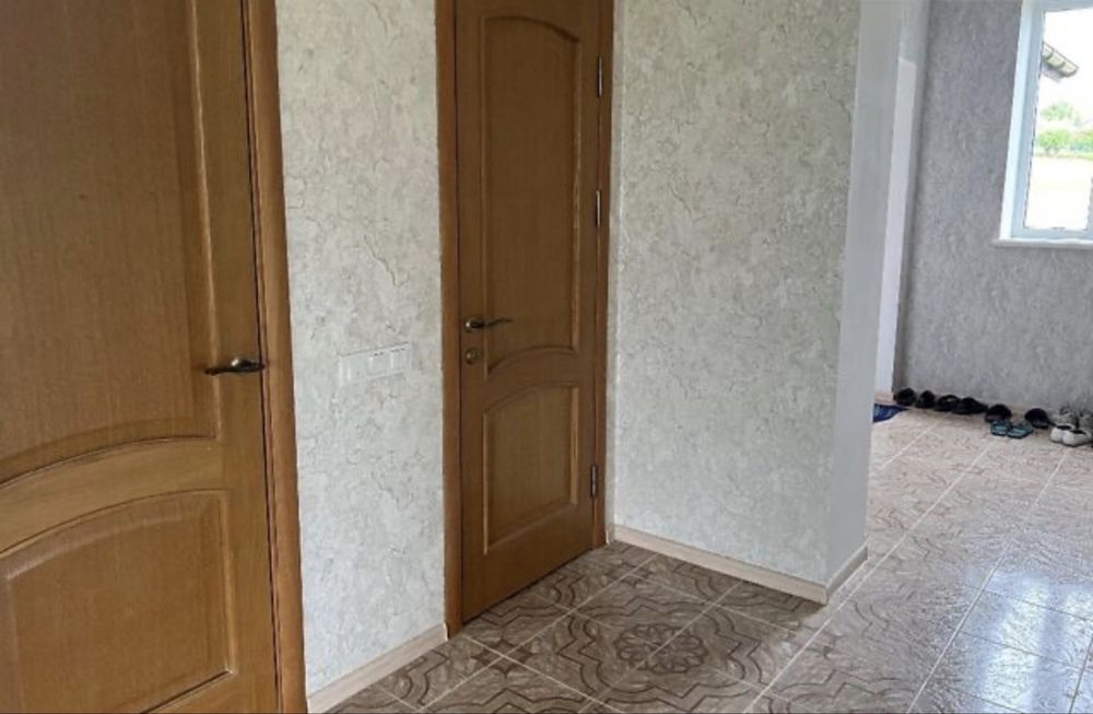 Продам Будинок село Великий Кучурів Чернівецька область.