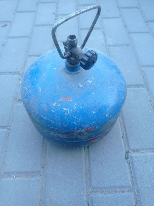 Mała butla gazowa
