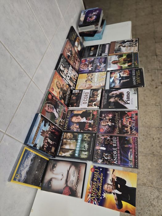 Lote de dvds e cds