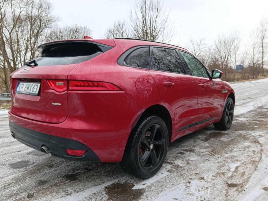 Jaguar F Pace 2.0 Diesel 241 KM 4x4  R Sport Salon Polska