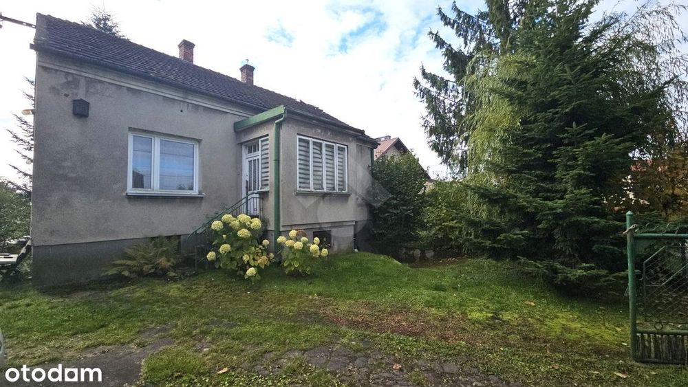 Dom wolnostojący z dużą działką