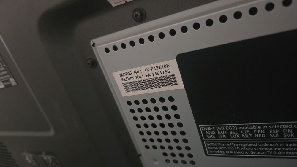 Telewizor Panasonic 42 cale z dekoderem DVBT2