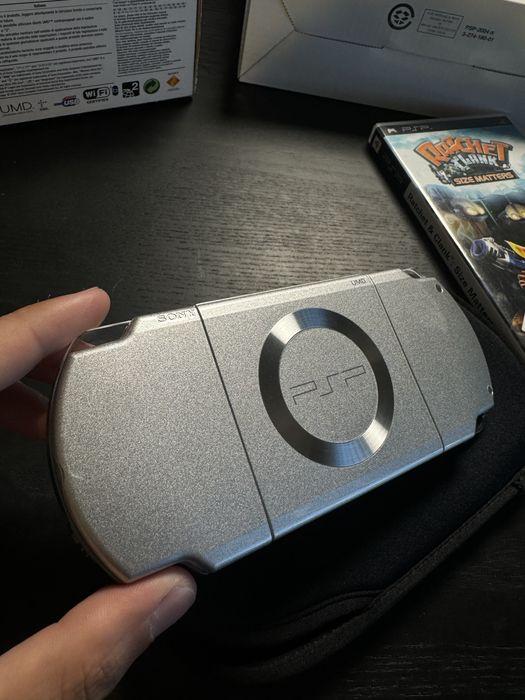 PSP2000 special edition como nova