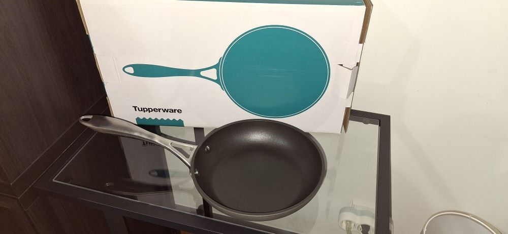 Tupperware frying pan434814895974010882