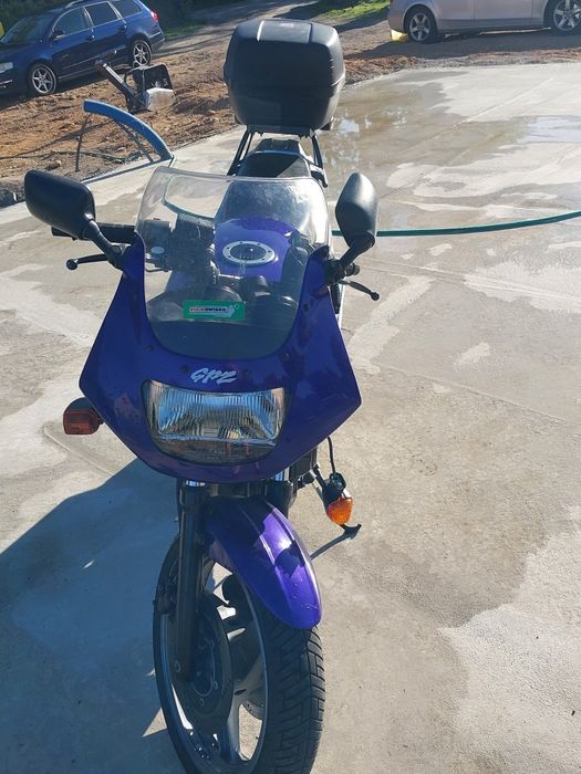 Kawasaki GPZ 500S