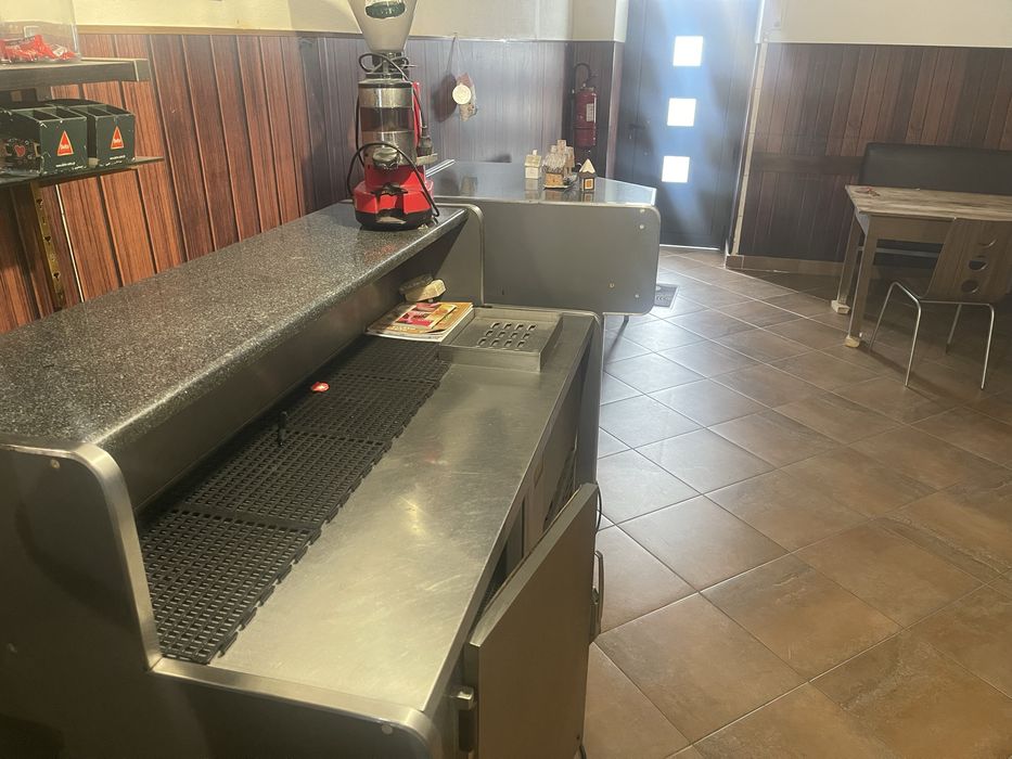 Balcao frigorifico com canto e moinho