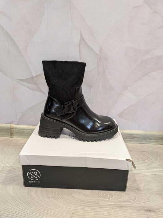 Czarne ocieplane kozaki 39 nowe