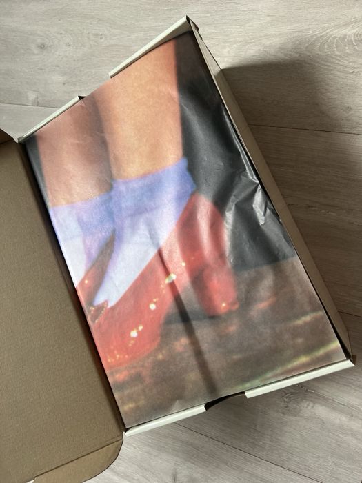 Nike SB Dunk Low Wizard of Oz Poppy Field