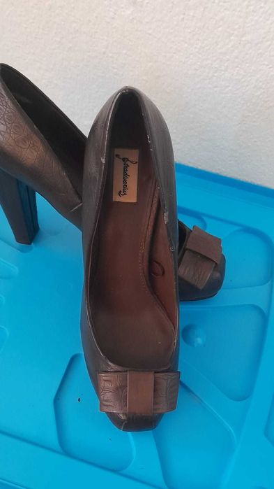 Sapato salto feminino