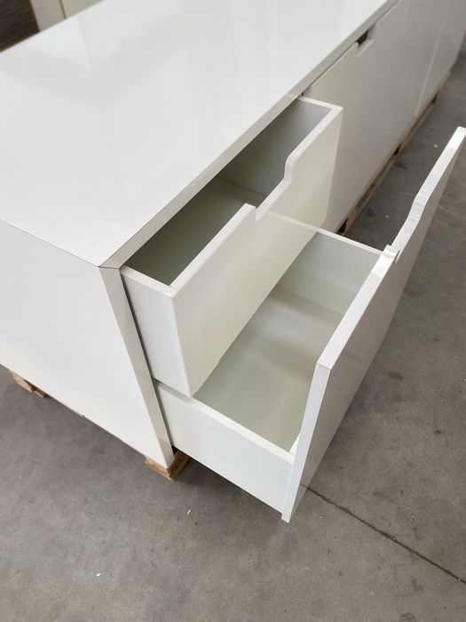 Aparador Moderno com 8 Gavetões – HPL Branco Brilhante