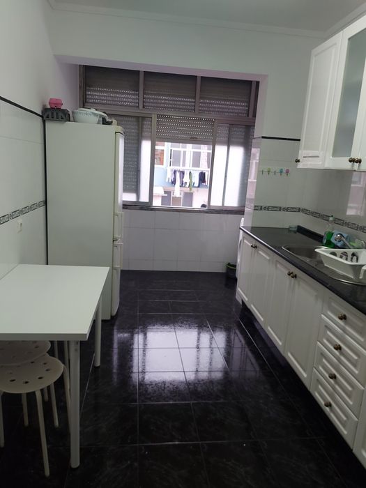 1 Quarto solteiro compartilhado