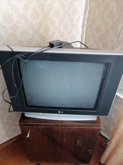 Продам телевізор LG