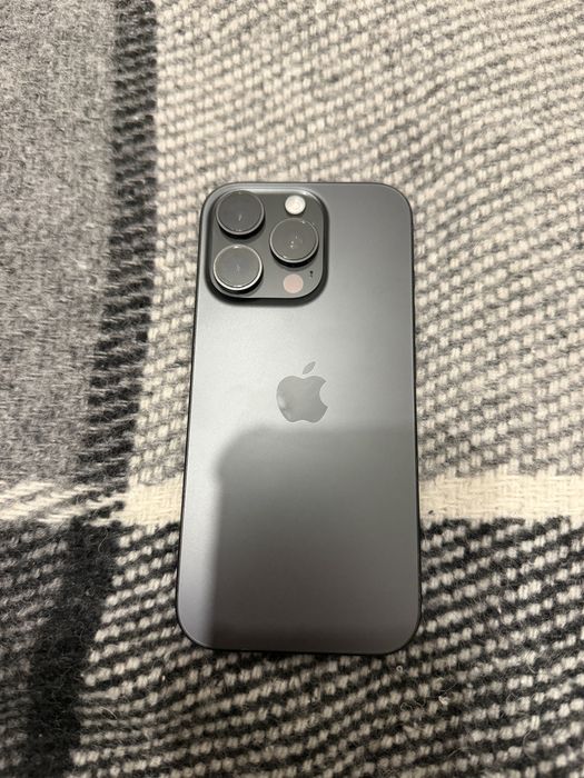 Продам iphone 16 pro 256 gb e-sim