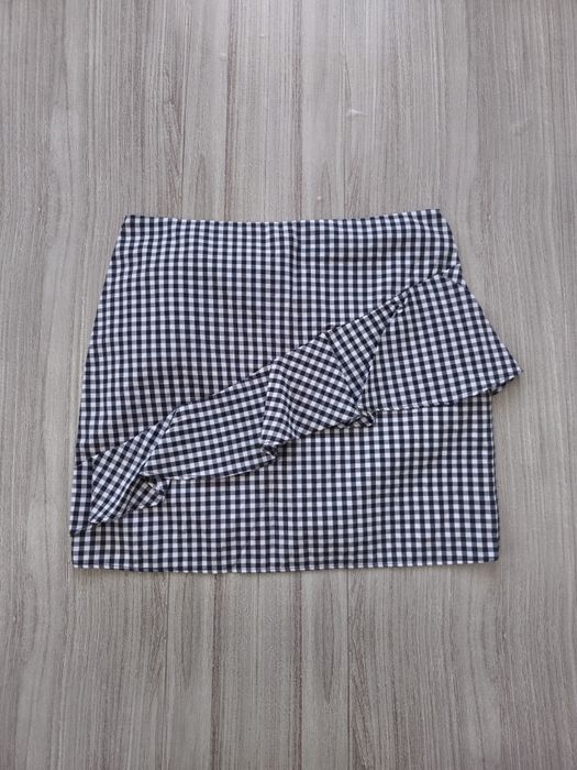 Czarna biała mini spódnica w kratkę z falbaną gingham lato vintage