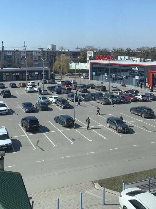 Сдам офис 9м,  в ТРЦ, м. 23 августа,