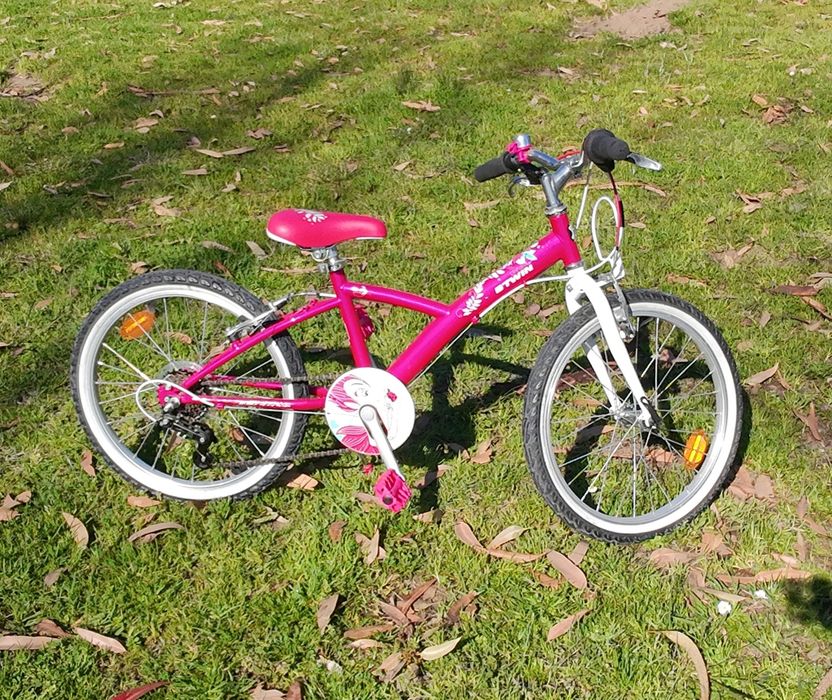 Bicicleta Criança Btwin rosa 20"
