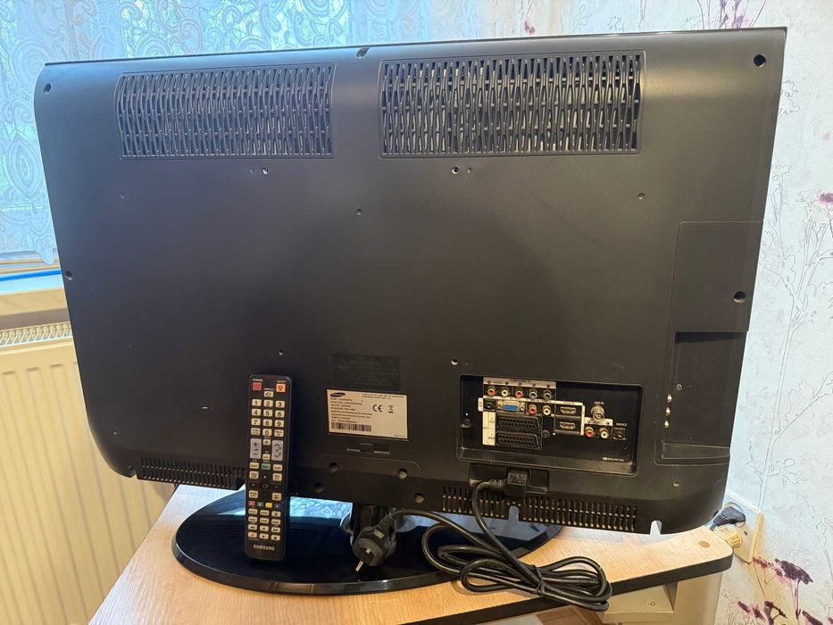 Telewizor Samsung 32 cale LE32A552P3 pilot obrotowa podstawa Super