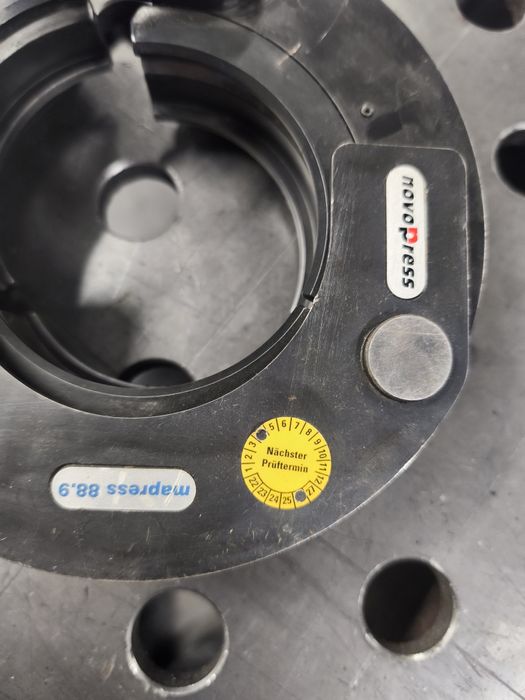 Opaska zaciskowa Geberit mapress 88.9