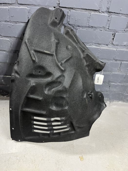 Підкрилок підкрилки Audi Q8 4M8 лівий правий Ауді Ку8 4М