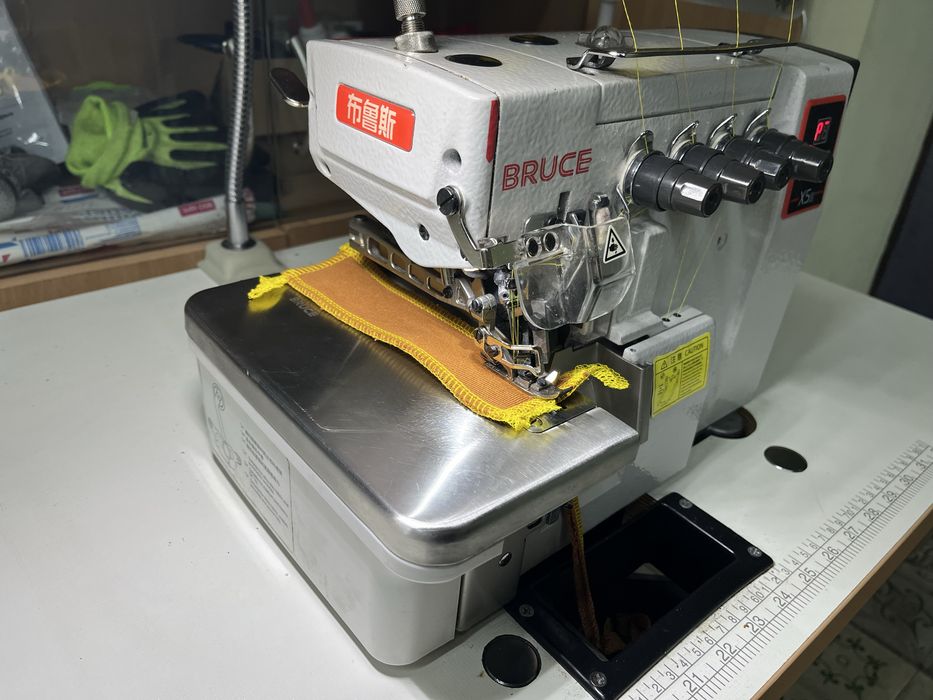 Продам Оверлок Bruce x5s jack e4s