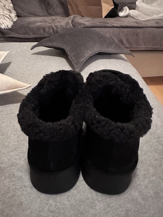 Женские лоферы Miu Miu из натурального меха