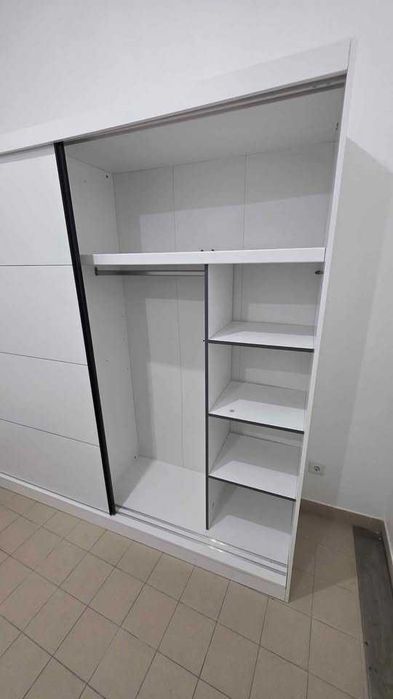Roupeiro ALBI (245cm) com espelho