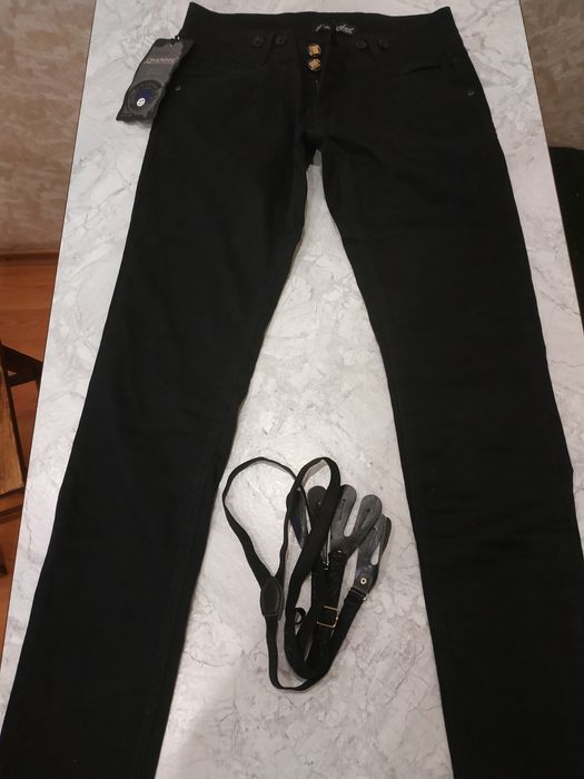 Джинсы женские черные