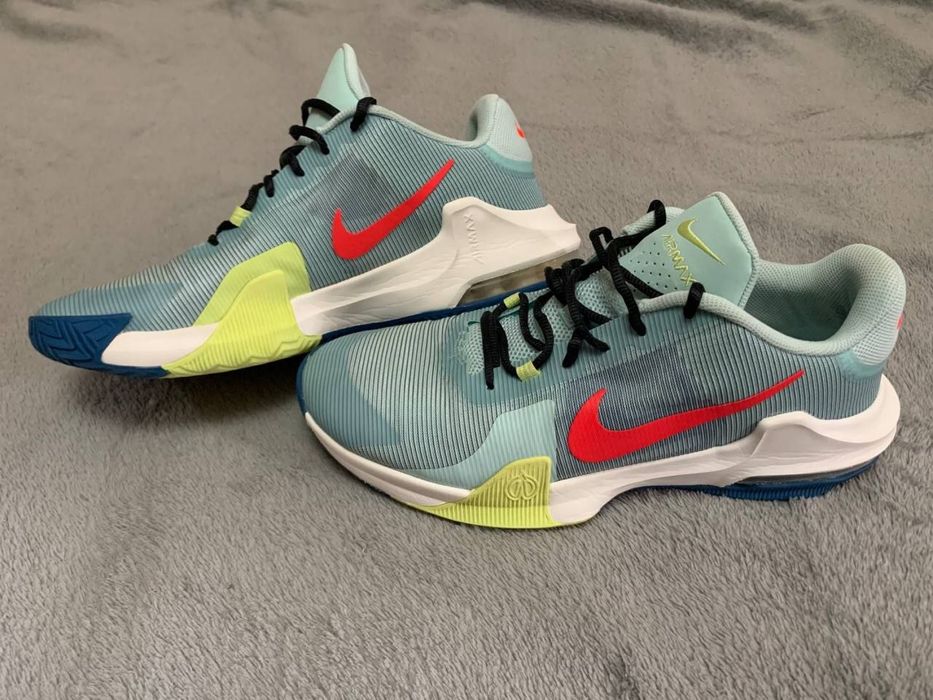баскетбольні кросівки Nike Air Max Impact 4