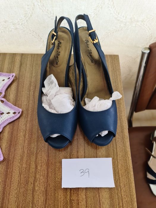 Sandálias de senhora