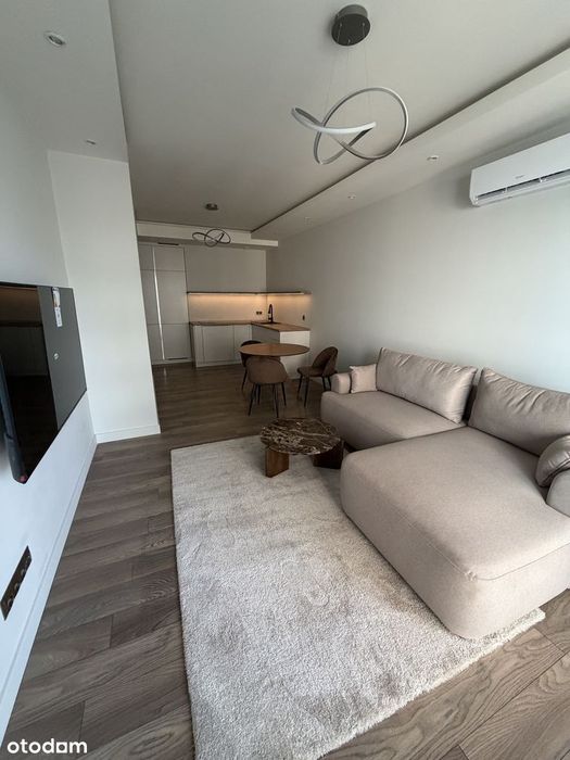 Piękny apartament w Platinum Towers - po generalnym remoncie