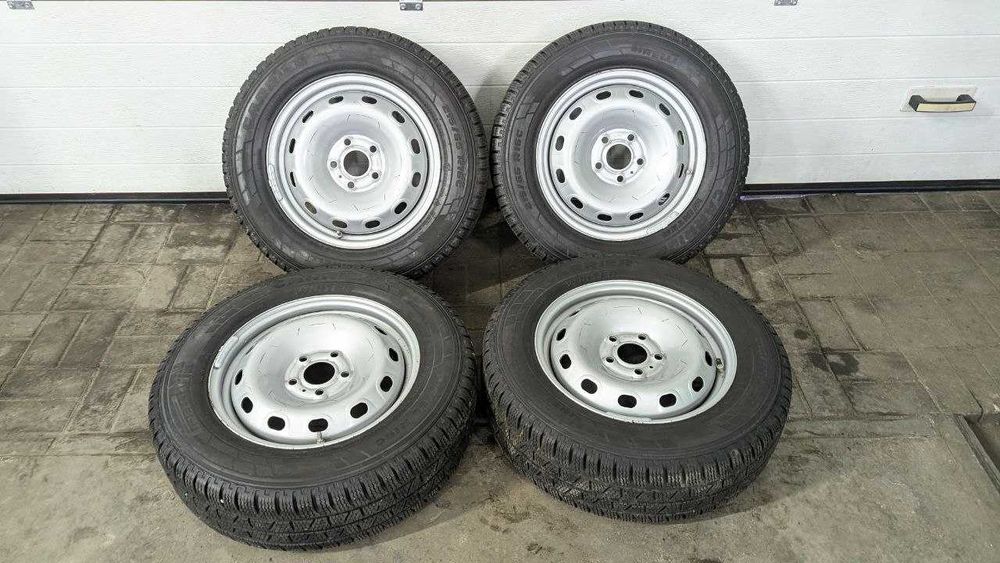 Диски в зборі з шинами Renault Trafik 5/114.3 R16 6J ET50 dia66.1mm