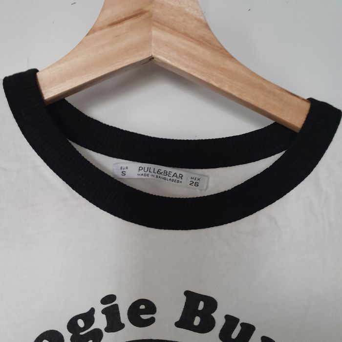 T-Shirt  Pull&Bear  tamanho S em muito bom estado