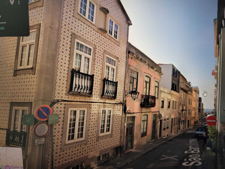 prédio 2 frentes PIP 5 pisos 1º linha mar foz