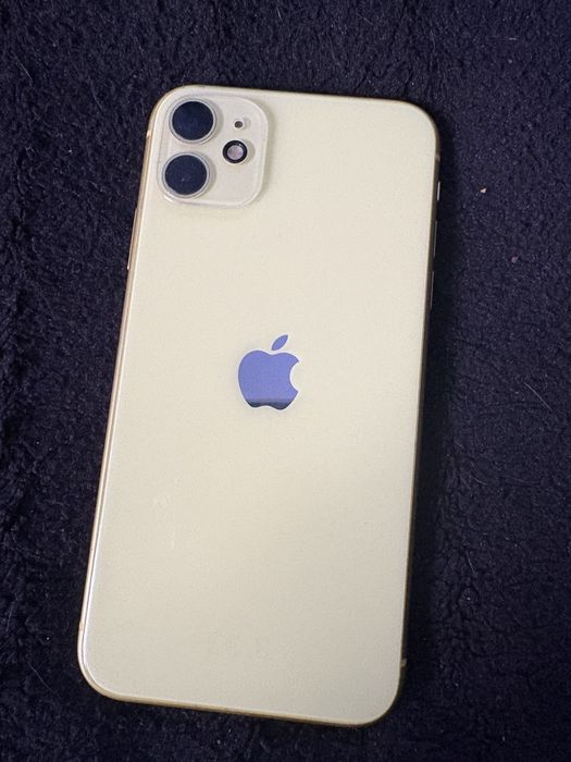 Iphone 11 cm pouco uso