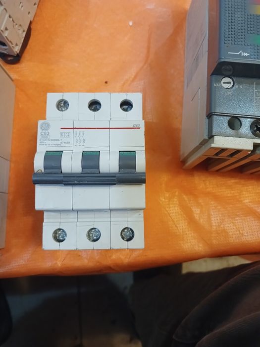 3 фазний автомат 50а.АВВ 160а.80а.63а.50а.