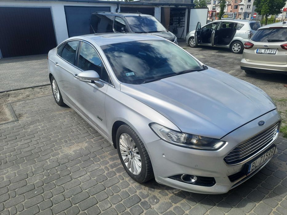 Sprzedam Ford Fusion hybryda 2013 rok