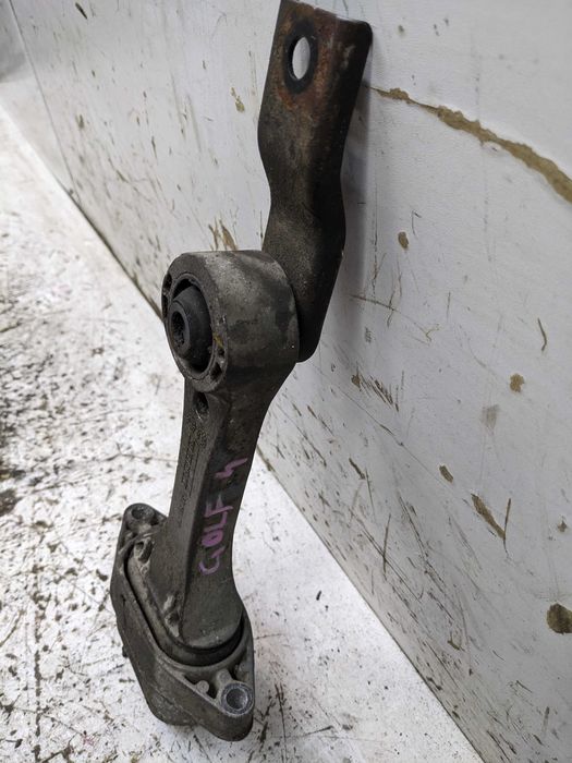 VW Volkswagen Golf IV 4 1.6 Łapa Poduszka Silnika Skrzyni Biegów