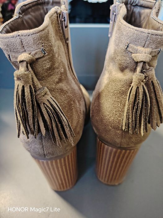 Buty damskie zamszowe